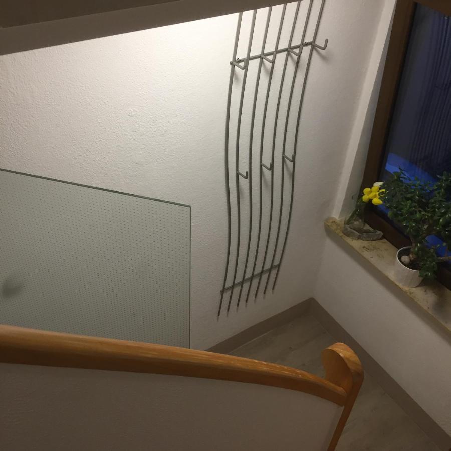 Unter Dem Dach Mit Parkplatz Apartment Bremen Luaran gambar