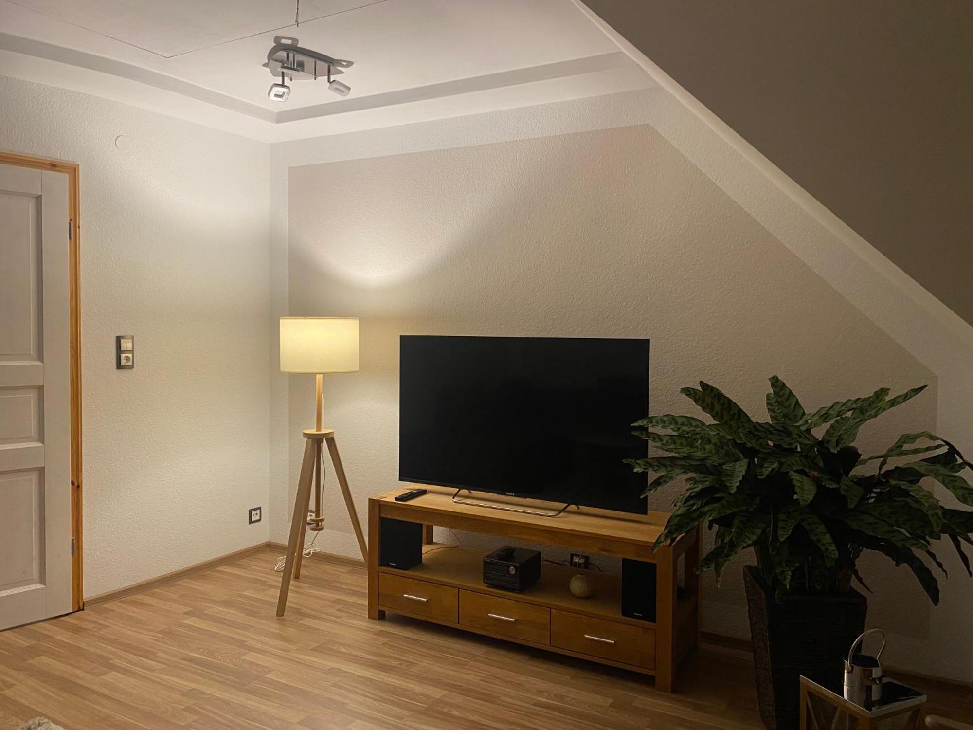 Unter Dem Dach Mit Parkplatz Apartment Bremen Luaran gambar